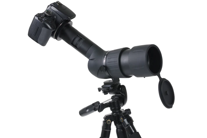 Digiscoping DSLR Camera stabilized with tripod