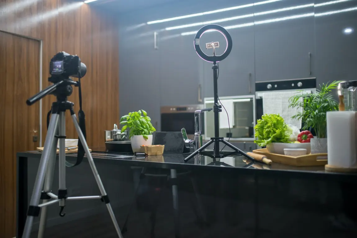 A ring light setup based on product photo specifications in the kitchen