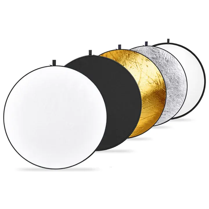 Neewer 5-in-1 Collapsible Multi-Disc Reflector for product photography