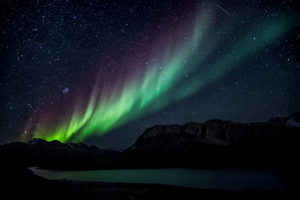 How to Photograph Aurora: Astrophotography Guide