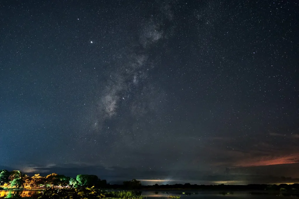 landscape milky way shots with foreground object