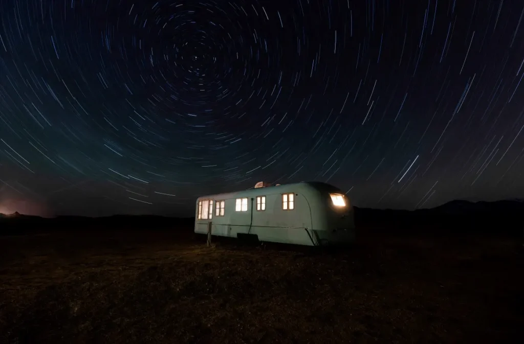 Adding foreground object for long exposure star trail