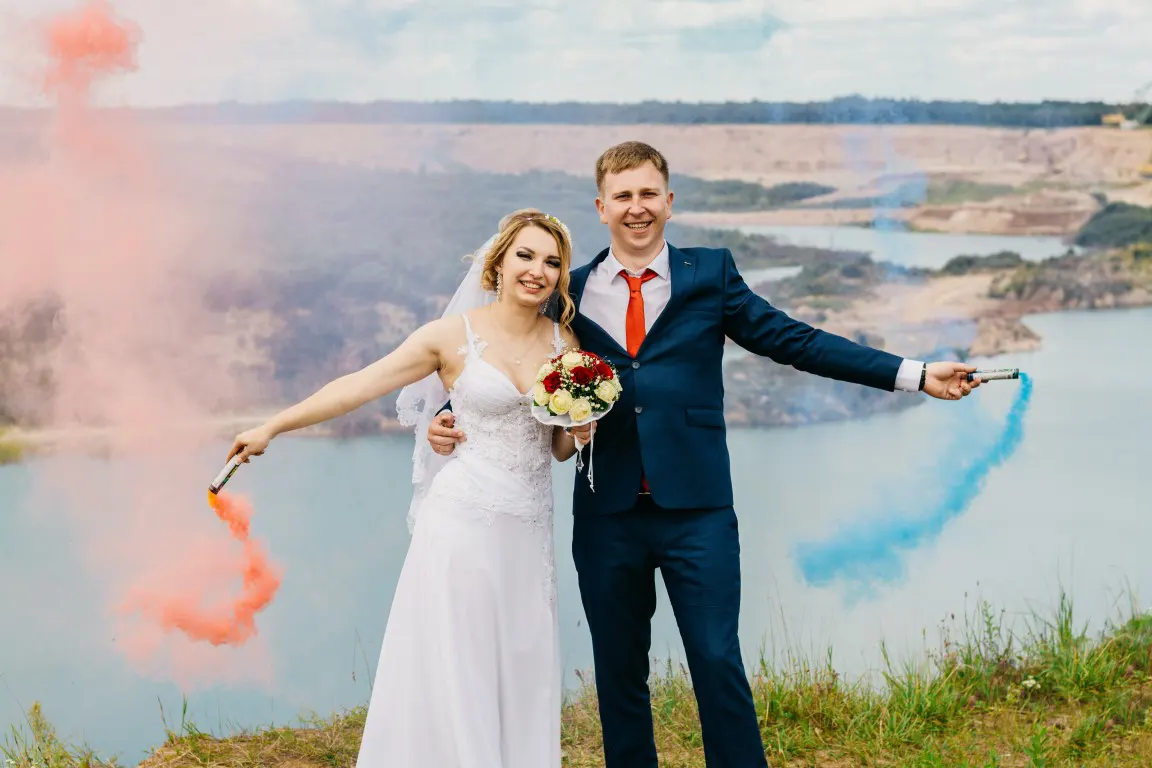 Fun elopement moment with smoke bombs