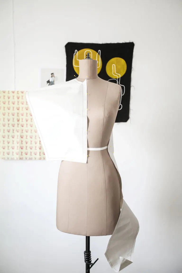 A dress form for apparel products