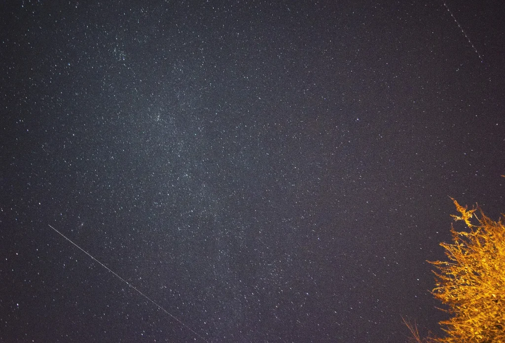 meteor shower photography with smartphone manual focus