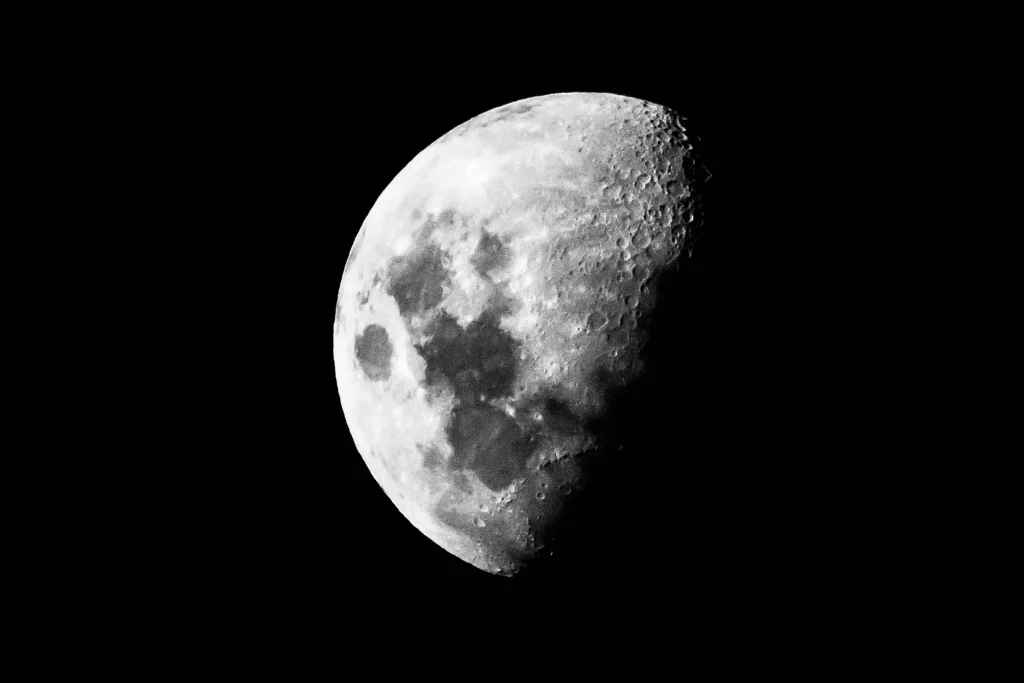 lunar photography with 100 mm telescope